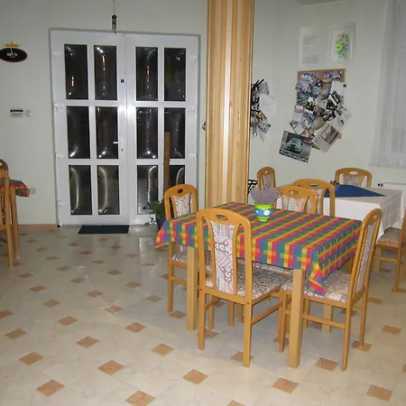Seva Csaladi Panzio Kozarmisleny